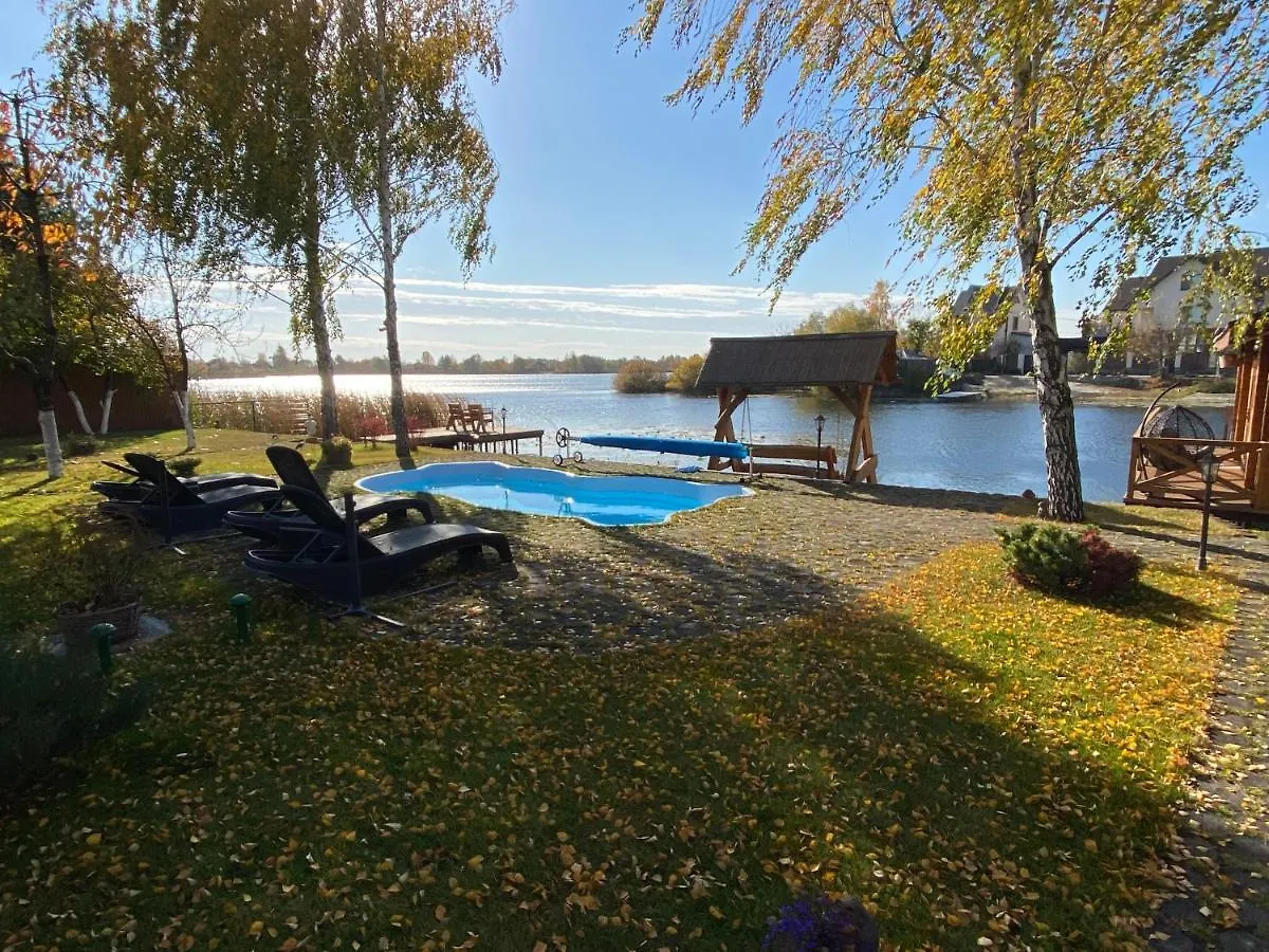 Domik na Ozere Villa Kijev Ukrajna